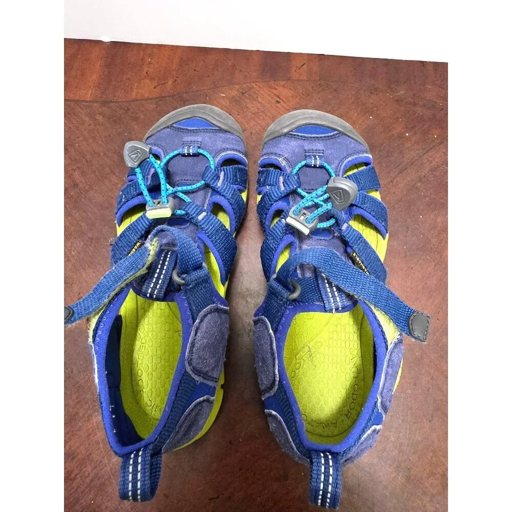 KEEN Kids Sea camp II CNX Waterproof Sport Sandals‎ Navy Blue & Yellow Size 2
